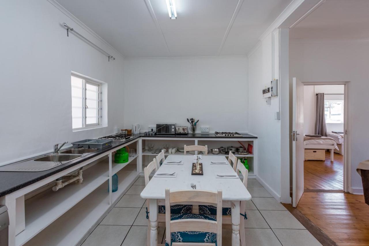 Gansbaai Boarding Lodge Buitenkant foto